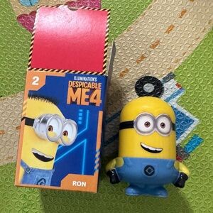 Universal Despicable Me 4 Minion Figure - Yellow and Blue